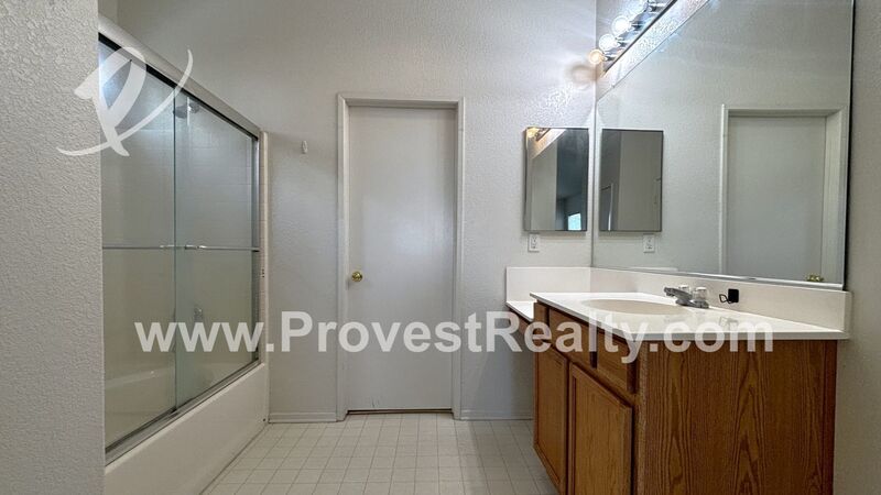 Charming 3 Bed, 2 Bath Victorville Home!!! property image