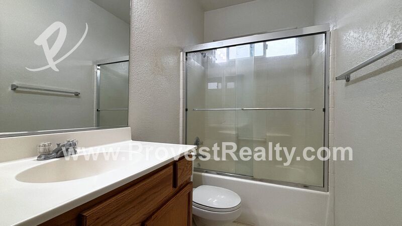 Charming 3 Bed, 2 Bath Victorville Home!!! property image