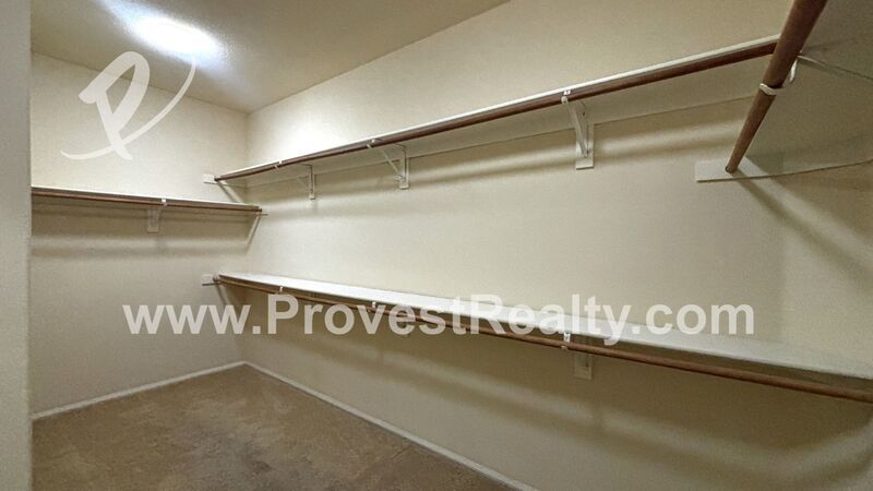 Stunning 3 Bedroom 2 Bathroom Home in Victorville!! property image