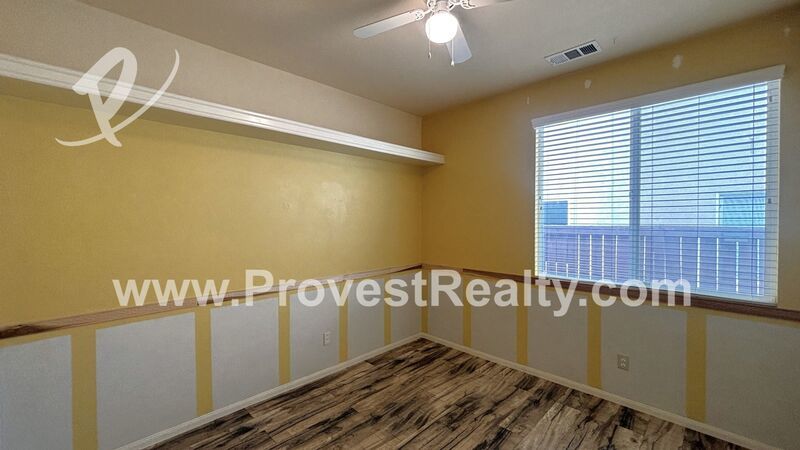 Stunning 3 Bedroom 2 Bathroom Home in Victorville!! property image