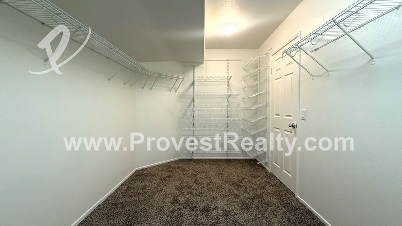 Stunning 4 Bedroom, 4 Bathroom Victorville Home!! property image