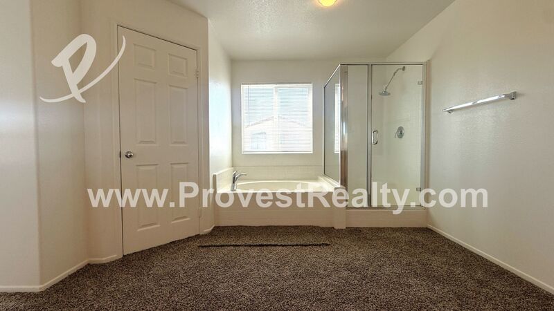 Stunning 4 Bedroom, 4 Bathroom Victorville Home!! property image