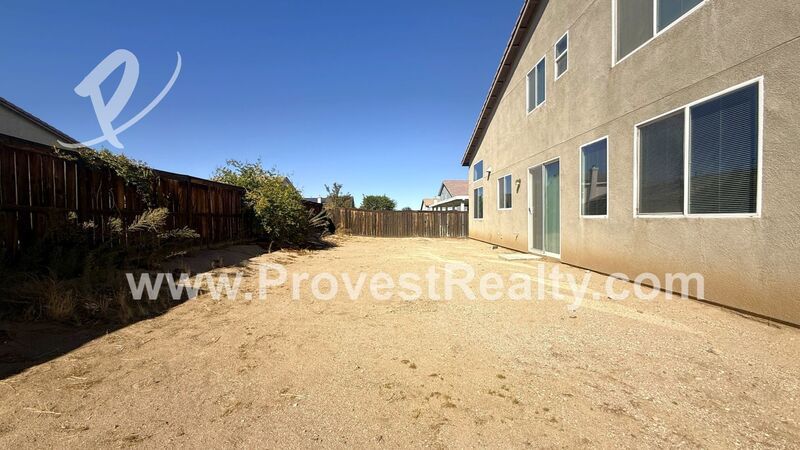 Stunning 4 Bedroom, 4 Bathroom Victorville Home!! property image