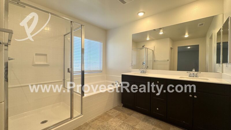 Beautiful 4 Bed, 2.5 Bath Victorville Home!!! property image