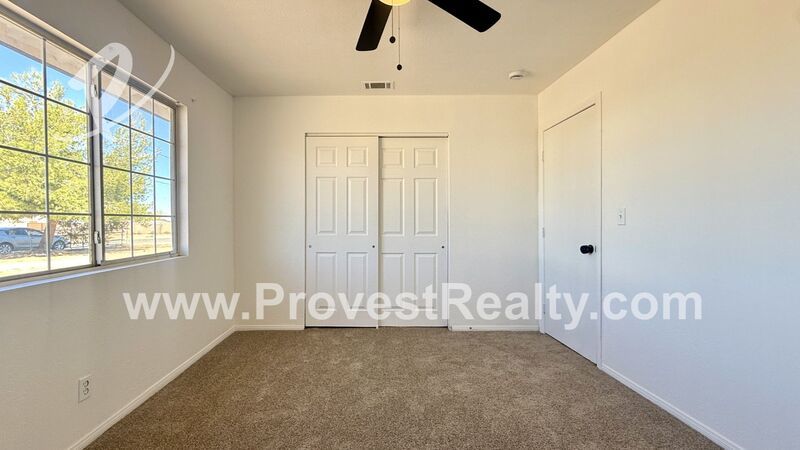 Charming 4 Bedroom, 3 Bathroom Hesperia Home!! property image