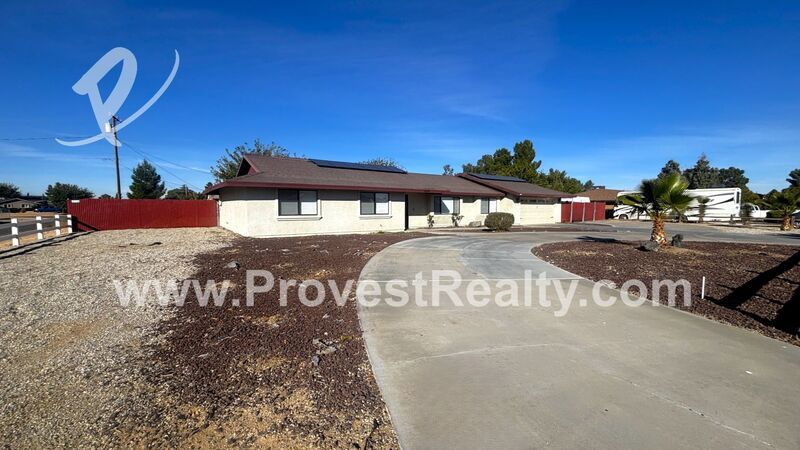Beautiful 3 Bed, 2 Bath Home in Apple Valley!! property image