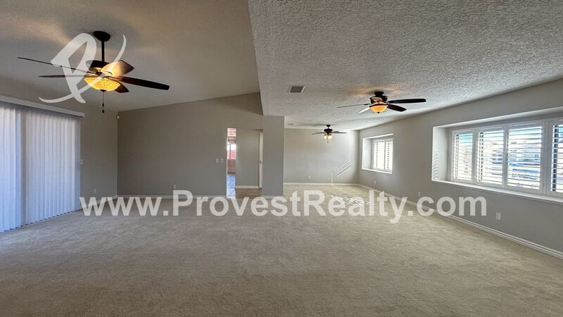 Beautiful 3 Bed, 2 Bath Home in Apple Valley!! property image