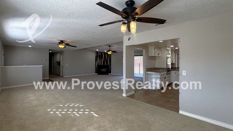 Beautiful 3 Bed, 2 Bath Home in Apple Valley!! property image