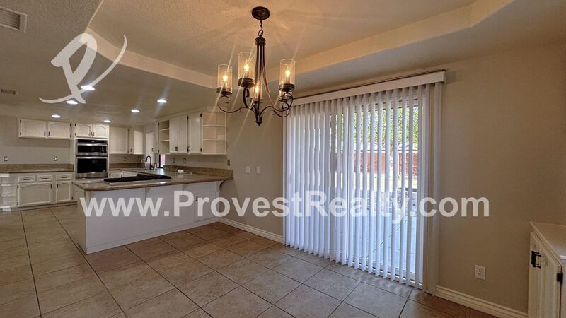 Beautiful 3 Bed, 2 Bath Home in Apple Valley!! property image