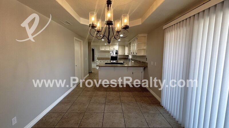 Beautiful 3 Bed, 2 Bath Home in Apple Valley!! property image