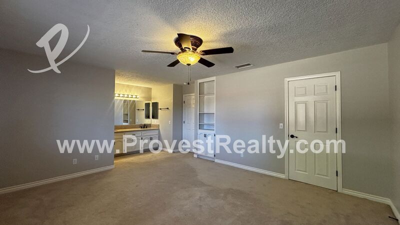 Beautiful 3 Bed, 2 Bath Home in Apple Valley!! property image