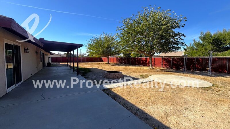 Beautiful 3 Bed, 2 Bath Home in Apple Valley!! property image