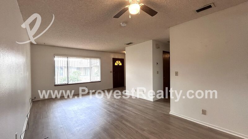 Spacious 2 Bed, 2 Bath Apple Valley Apartment! property image