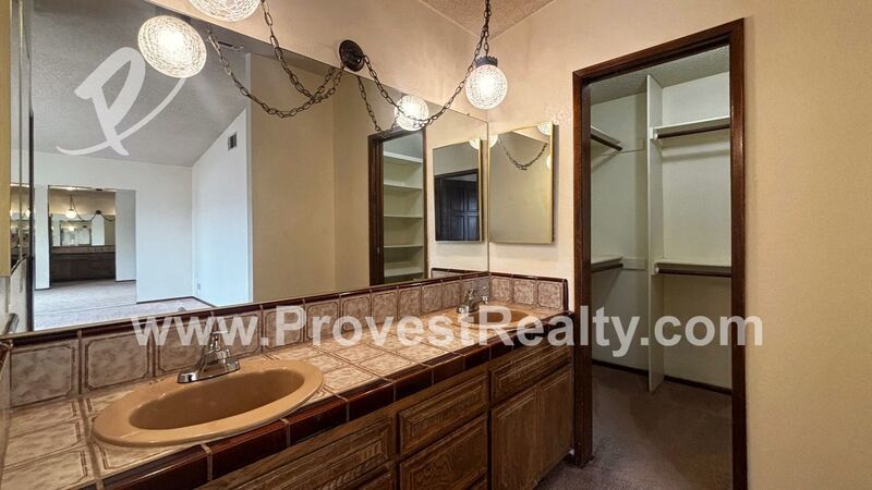 Beautiful 3 Bed, 2.5 Bath Spring Valley Lake Home!!! property image