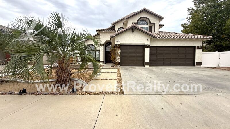 Stunning 4 Bedroom, 3 Bathroom Victorville Home!! property image