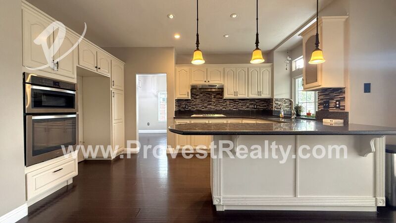 Stunning 4 Bedroom, 3 Bathroom Victorville Home!! property image