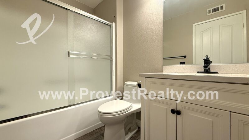 Stunning 4 Bedroom, 3 Bathroom Victorville Home!! property image