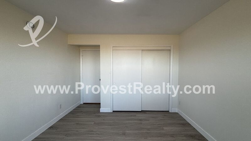 Gorgeous 3 Bedroom, 2 Bathroom House Located in Phelan!! property image