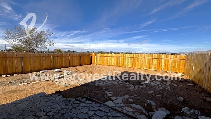 3 Bed, 2 Bath Apple Valley Townhome!! property image