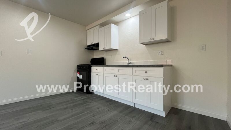 Freshly Modernized 1-Bed, 1-Bath Apartment in Adelanto!! property image