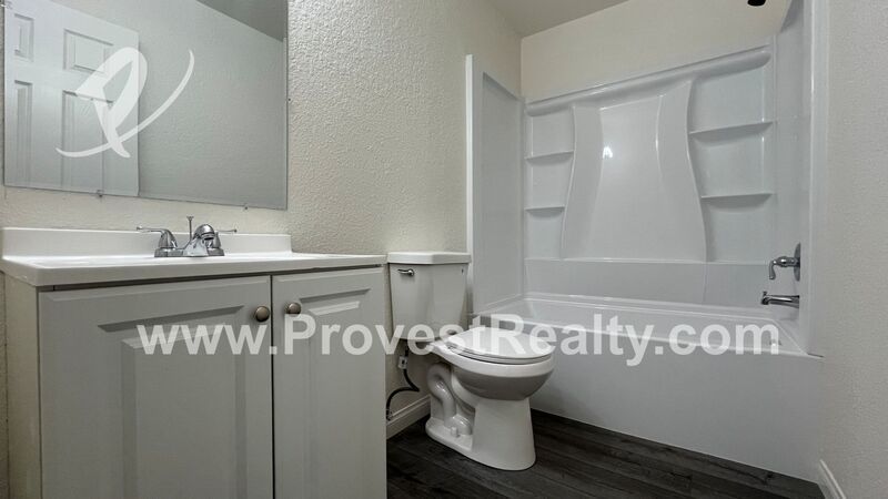 Freshly Modernized 1-Bed, 1-Bath Apartment in Adelanto!! property image