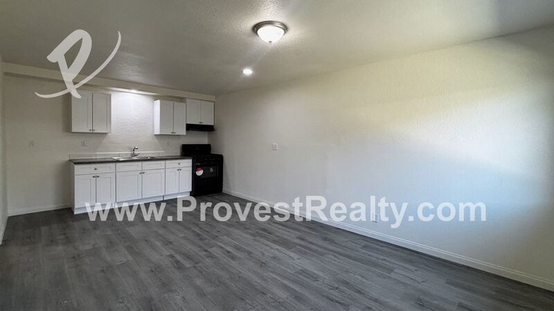Freshly Modernized 1-Bed, 1-Bath Apartment in Adelanto!! property image