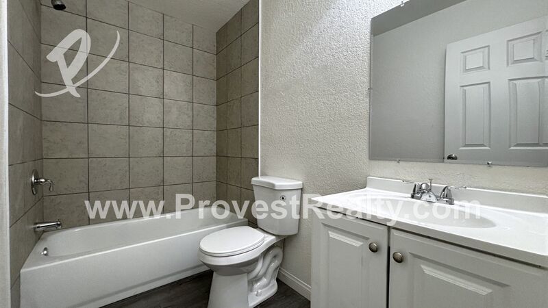 Freshly Modernized 1-Bed, 1-Bath Apartment in Adelanto!! property image