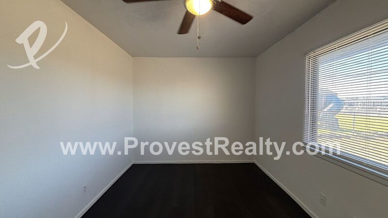 Beautiful 3 Bedroom, 2 Bathroom Hesperia Home!! property image