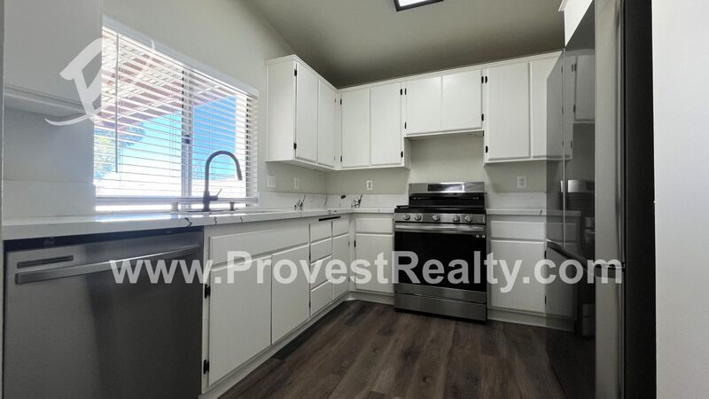 Cute 3 Bedroom, 2 Bathroom Victorville Home!! property image