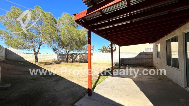 Cute 3 Bedroom, 2 Bathroom Victorville Home!! property image