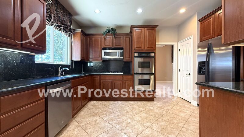 Beautiful 3 Bed, 2.5 Bath Apple Valley Home!!! property image