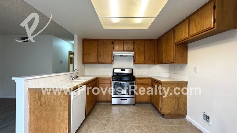 Cute & Cozy 3 Bed, 2.5 Bath 2-story Victorville Home!!! property image