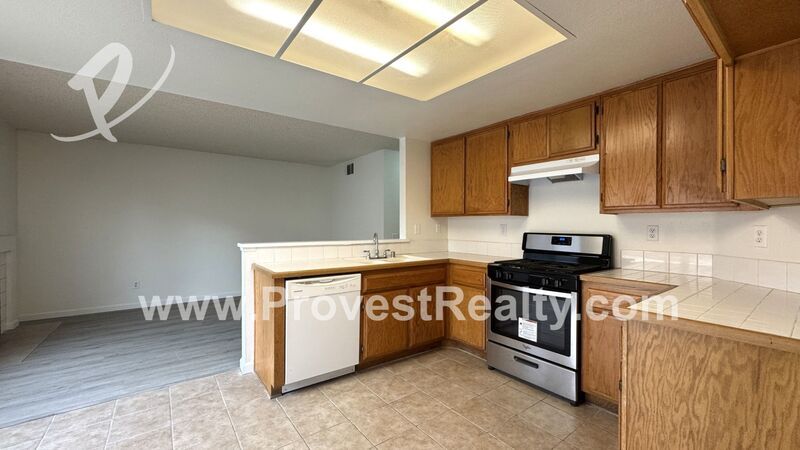 Cute & Cozy 3 Bed, 2.5 Bath 2-story Victorville Home!!! property image
