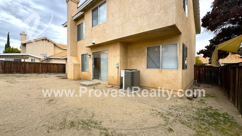 Cute & Cozy 3 Bed, 2.5 Bath 2-story Victorville Home!!! property image