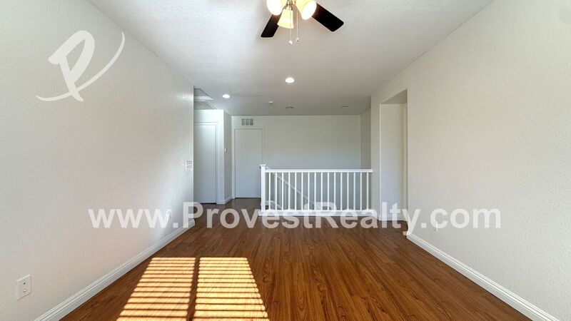 Beautiful 4 Bedroom, 3 Bathroom Oak Hills Home!!! property image