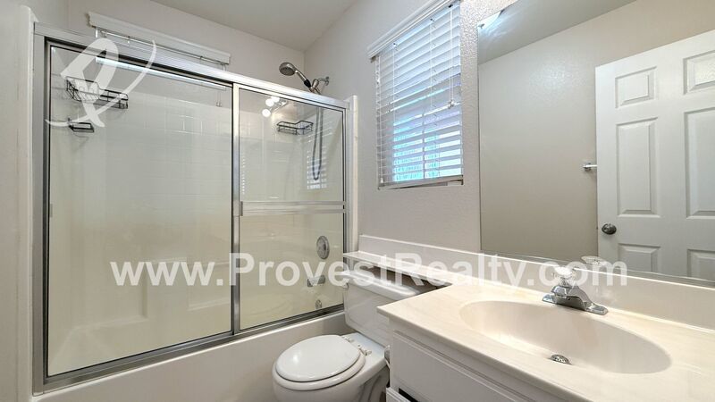 3 Bedroom, 3 Bathroom Hesperia Home w/ Solar & A Bonus Room!!! property image