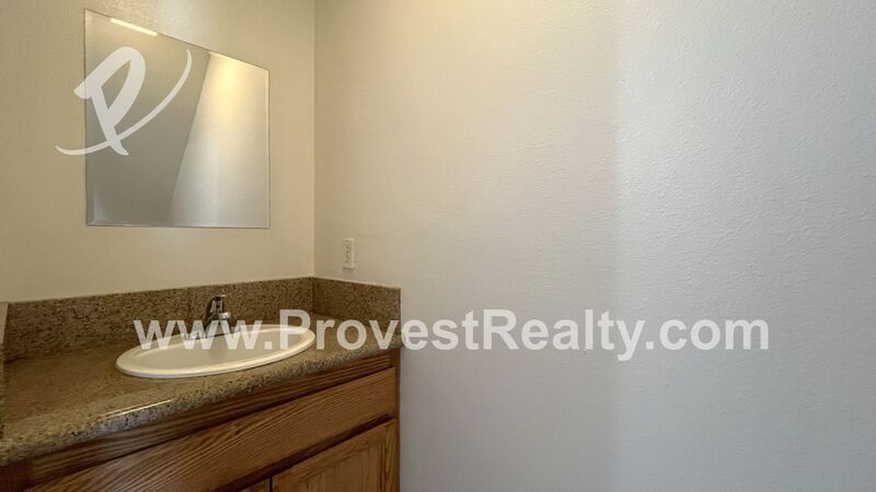 Cozy 2 bed, 1 bath & 2 half bath Victorville Townhouse! property image