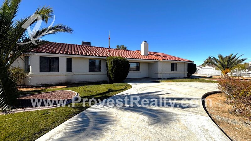 3 Bed, 2 Bath Apple Valley Home!!! property image