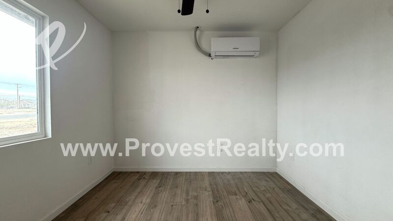 Cozy 2 Bedroom, 2 Bathroom Apple Valley Apartment!! property image