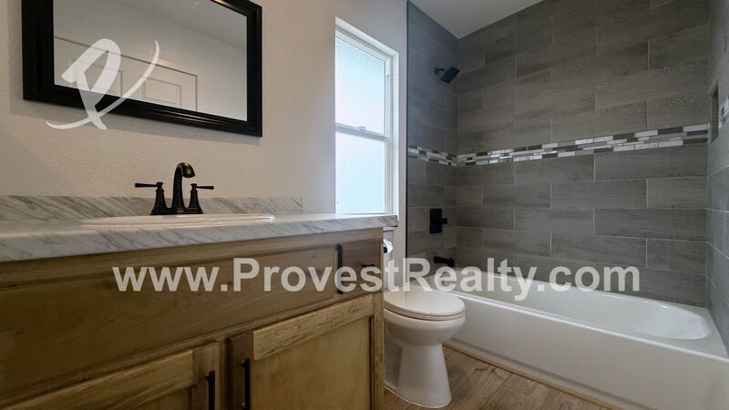 Cozy 2 Bedroom, 2 Bathroom Apple Valley Apartment!! property image