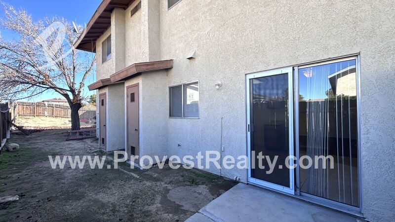 2 Bed, 2 Bath Downstairs Apple Valley Apartment! property image