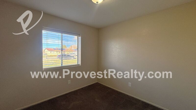 Charming 3 Bedroom, 2 Bathroom Apple Valley Home!! property image