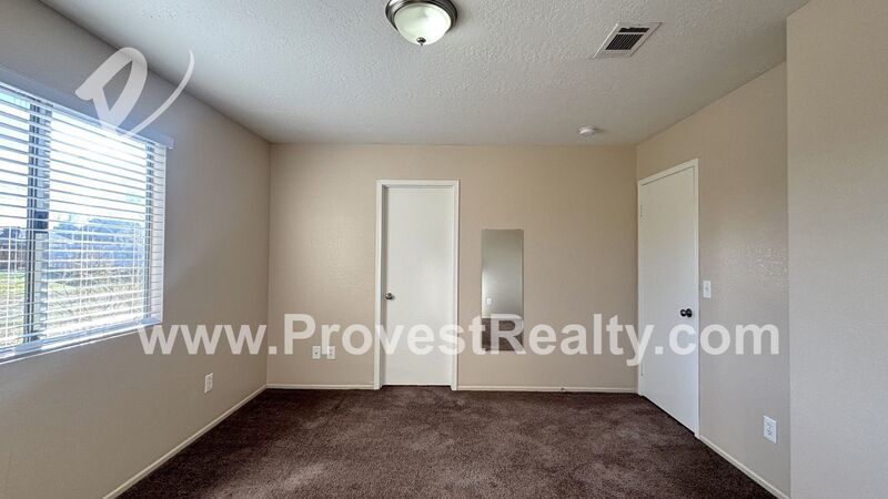 Charming 3 Bedroom, 2 Bathroom Apple Valley Home!! property image