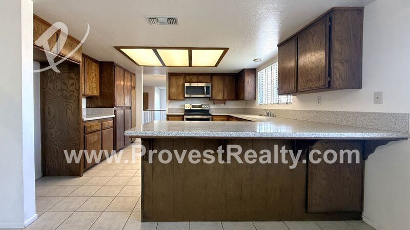 Beautiful 4 Bedroom, 3 Bathroom Spring Valley Lake Community Home!! property image