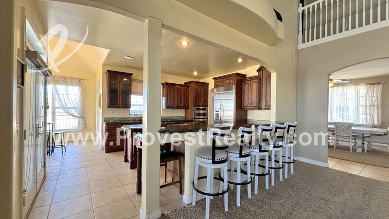 Beautiful 4 Bed, 4 Bath Fully Furnished Apple Valley Home!!! property image