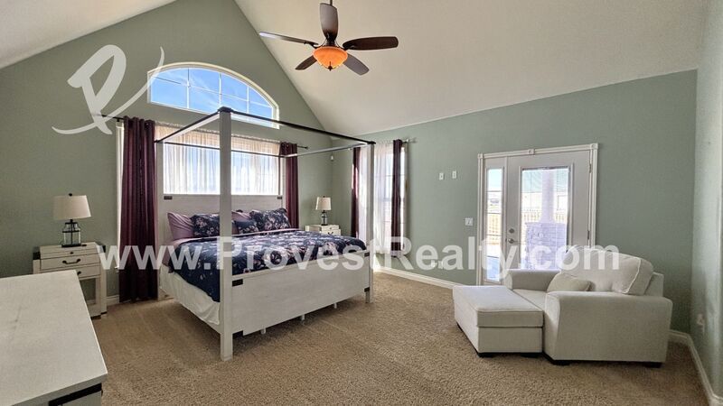 Beautiful 4 Bed, 4 Bath Fully Furnished Apple Valley Home!!! property image