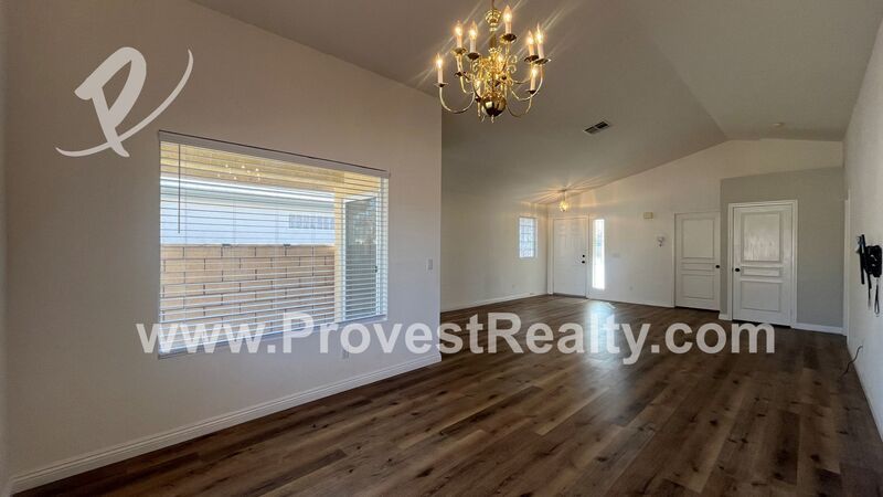 2 Bed, 2 Bath Home in Wyndham Rose 55+ Senior Community! property image