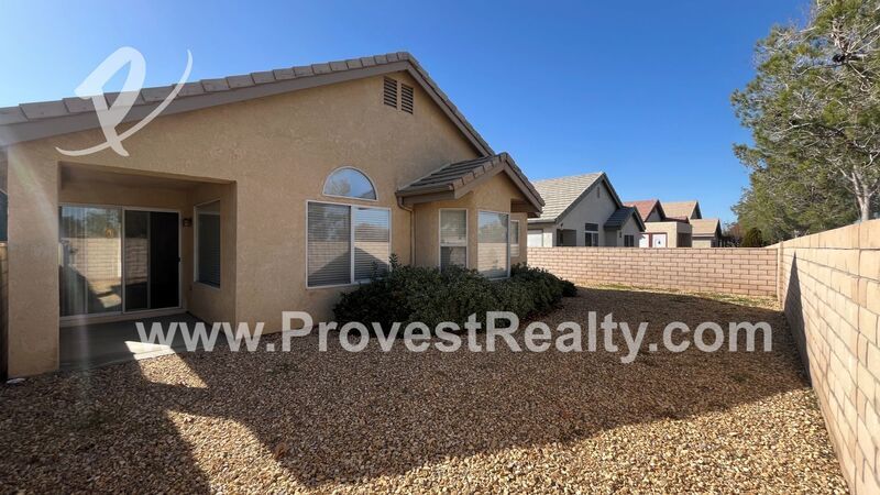 2 Bed, 2 Bath Home in Wyndham Rose 55+ Senior Community! property image