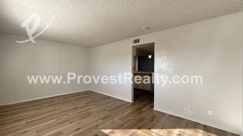Spacious 3 Bed, 2 Bath Apple Valley Townhome!! property image