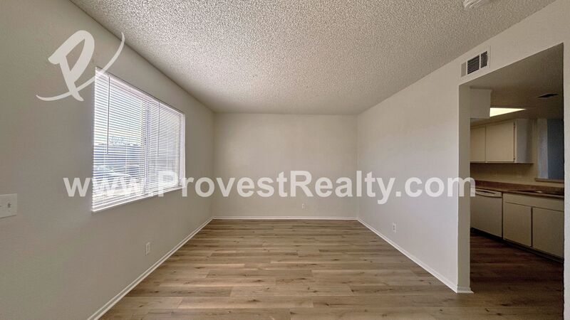 Spacious 3 Bed, 2 Bath Apple Valley Townhome!! property image